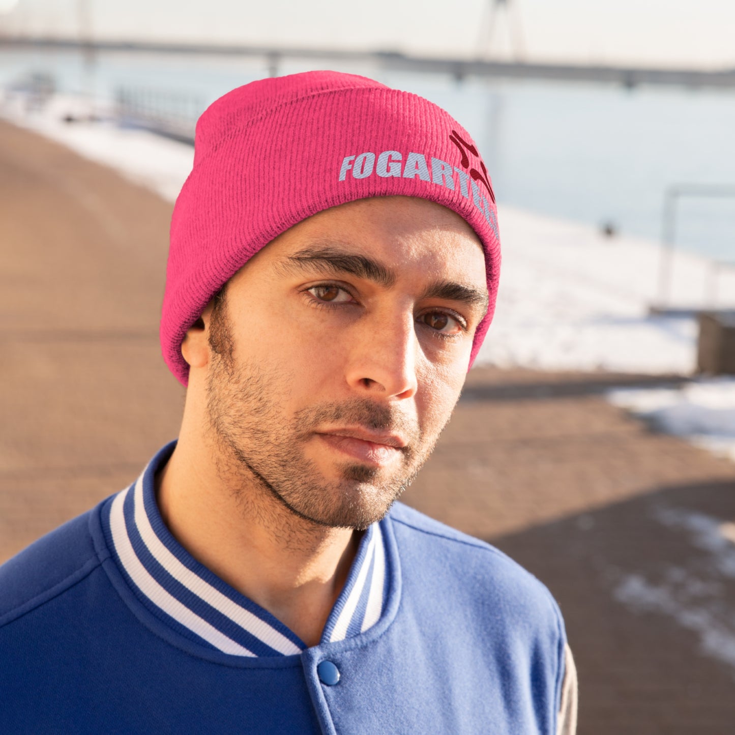 Cross-Popping Veins Embroidered Knit Beanie